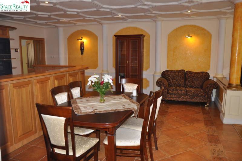 Rent Three bedroom apartment, Three bedroom apartment, Zámocká, Bratis