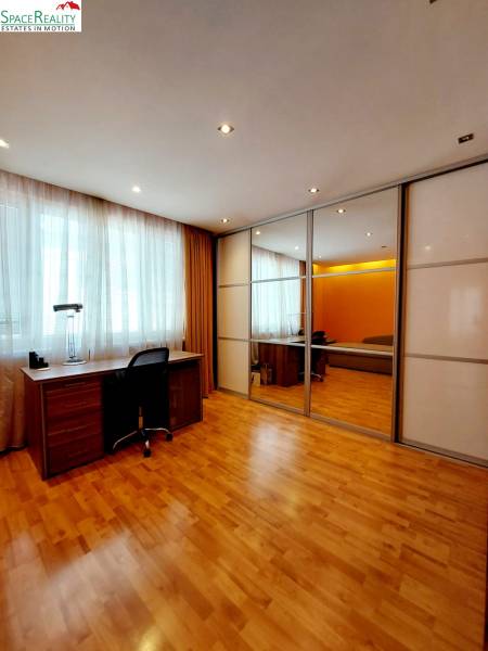Rent Two bedroom apartment, Two bedroom apartment, Tallerova, Bratisla