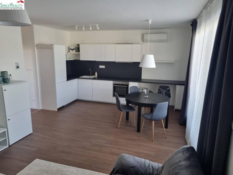 Rent Two bedroom apartment, Two bedroom apartment, Bazová, Dunajská St