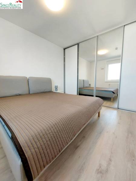 Rent One bedroom apartment, One bedroom apartment, Mlynské nivy, Brati