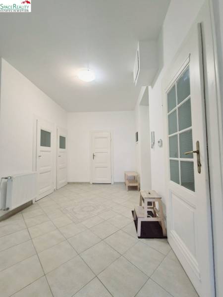 Rent Two bedroom apartment, Two bedroom apartment, Tobrucká, Bratislav