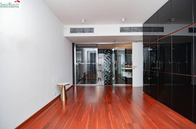 Rent One bedroom apartment, One bedroom apartment, Dvořákovo nábrežie,
