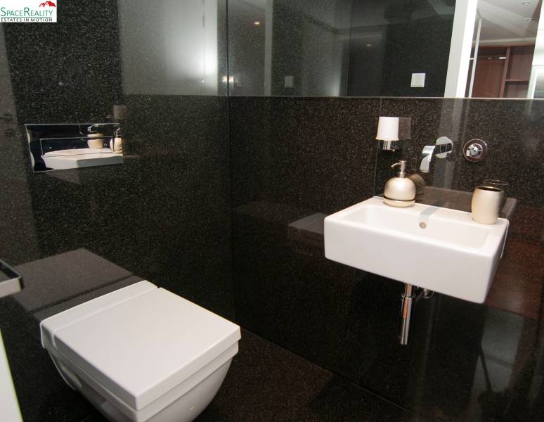 Rent One bedroom apartment, One bedroom apartment, Dvořákovo nábrežie,