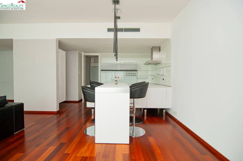 Rent One bedroom apartment, One bedroom apartment, Dvořákovo nábrežie,