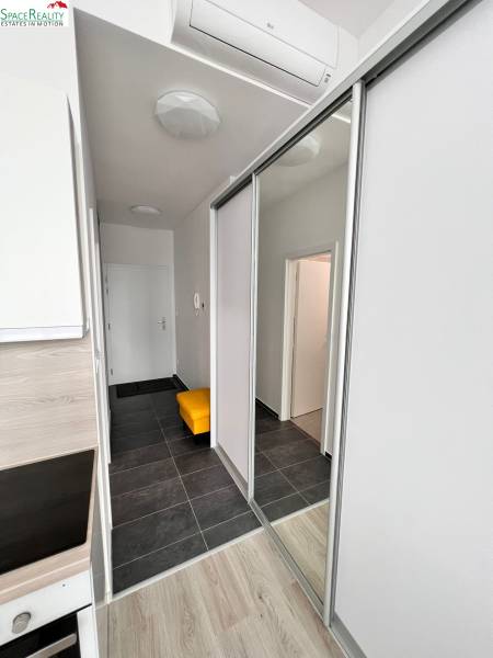 Rent Single studio, Single studio, Jarabinková, Bratislava - Ružinov, 