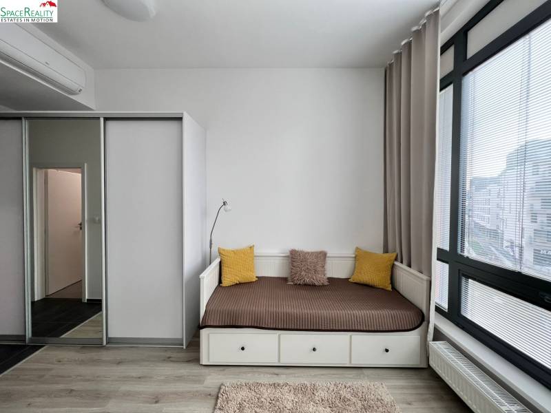 Rent Single studio, Single studio, Jarabinková, Bratislava - Ružinov, 