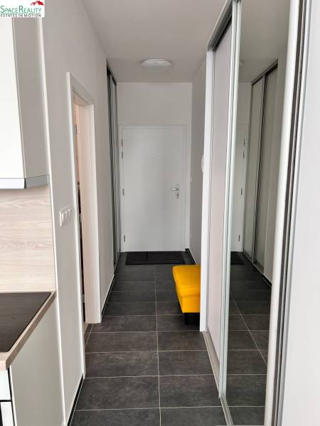 Rent Single studio, Single studio, Jarabinková, Bratislava - Ružinov, 