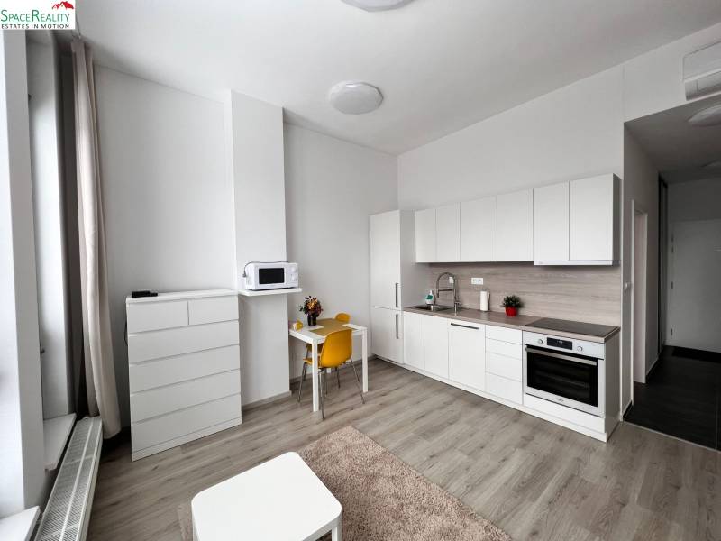 Rent Single studio, Single studio, Jarabinková, Bratislava - Ružinov, 