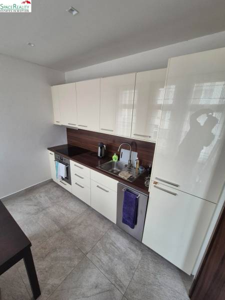 Rent One bedroom apartment, One bedroom apartment, Dunajská, Bratislav
