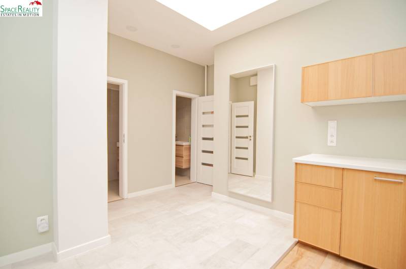 Sale Commercial premises, Commercial premises, Záhradnícka, Bratislava