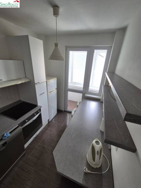 Rent Two bedroom apartment, Two bedroom apartment, Hrobákova, Bratisla