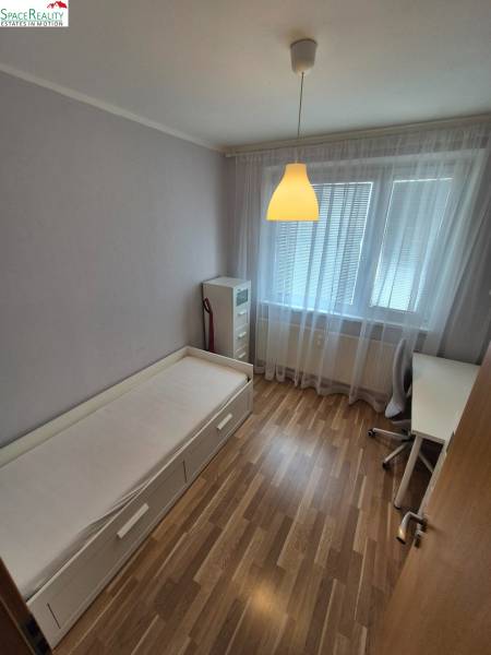 Rent Two bedroom apartment, Two bedroom apartment, Hrobákova, Bratisla