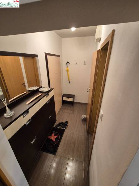 Rent Two bedroom apartment, Two bedroom apartment, Hrobákova, Bratisla