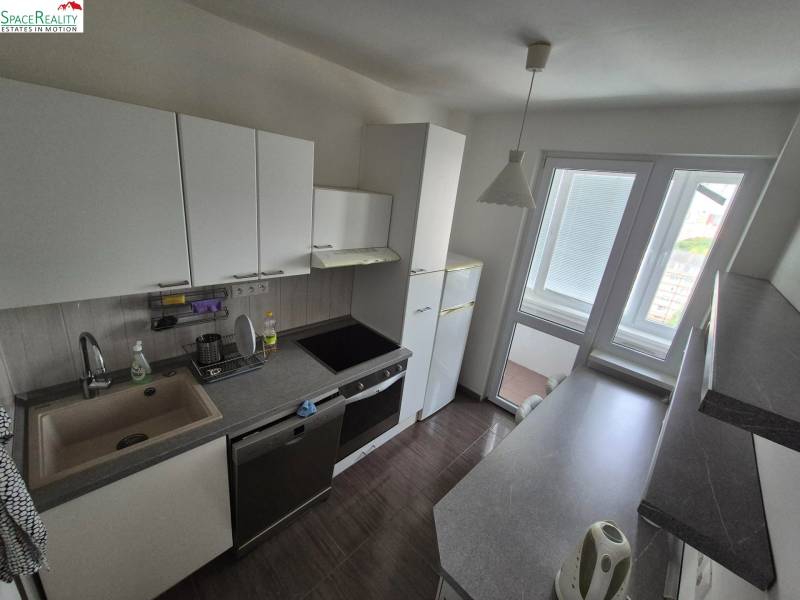 Rent Two bedroom apartment, Two bedroom apartment, Hrobákova, Bratisla