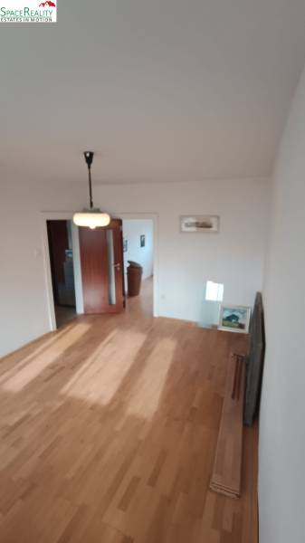 Sale Three bedroom apartment, Three bedroom apartment, Fedákova, Brati