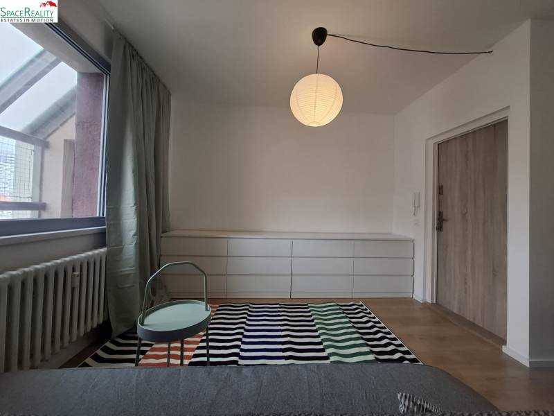 Rent Single studio, Single studio, Fazuľová, Bratislava - Staré Mesto,