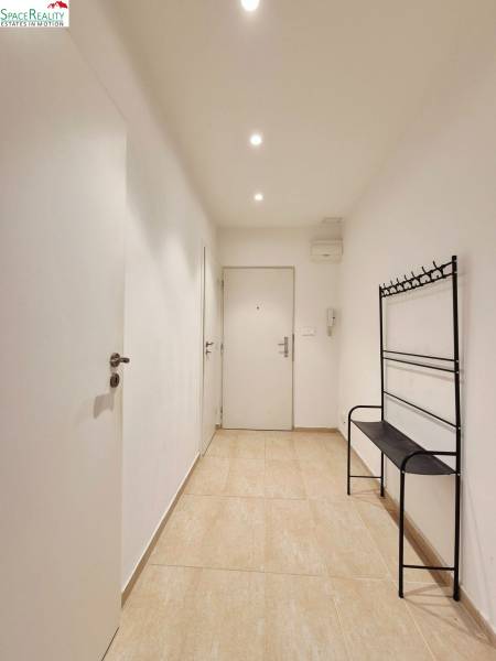 Rent One bedroom apartment, One bedroom apartment, Moldavská, Bratisla