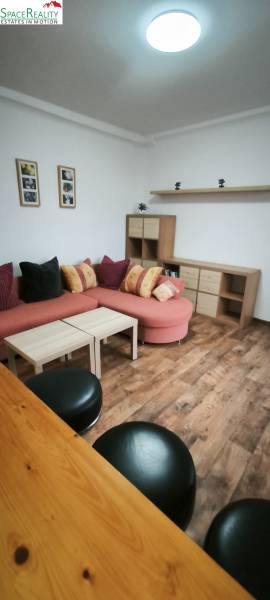 Rent One bedroom apartment, One bedroom apartment, Medzilaborecká, Bra