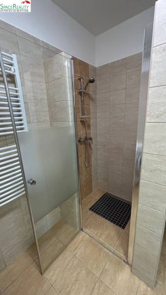 Rent Two bedroom apartment, Two bedroom apartment, Mosonmagyaróvár, Hu