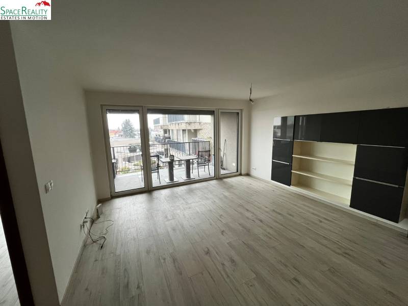 Rent Three bedroom apartment, Three bedroom apartment, Ovocná, Bratisl