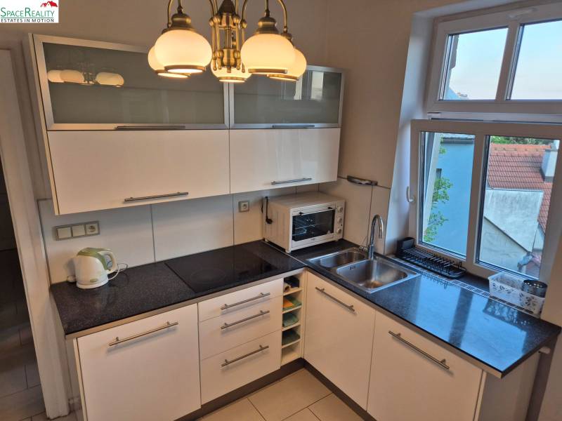 Rent Two bedroom apartment, Two bedroom apartment, Dobšinského, Bratis