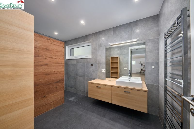 Rent Family house, Family house, Brezovská, Bratislava - Nové Mesto, S