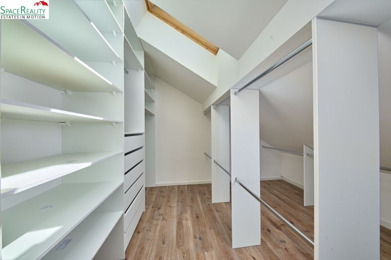 Rent Family house, Family house, Brezovská, Bratislava - Nové Mesto, S