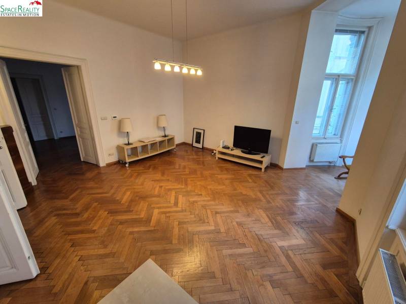 Rent Three bedroom apartment, Three bedroom apartment, Sládkovičova, B
