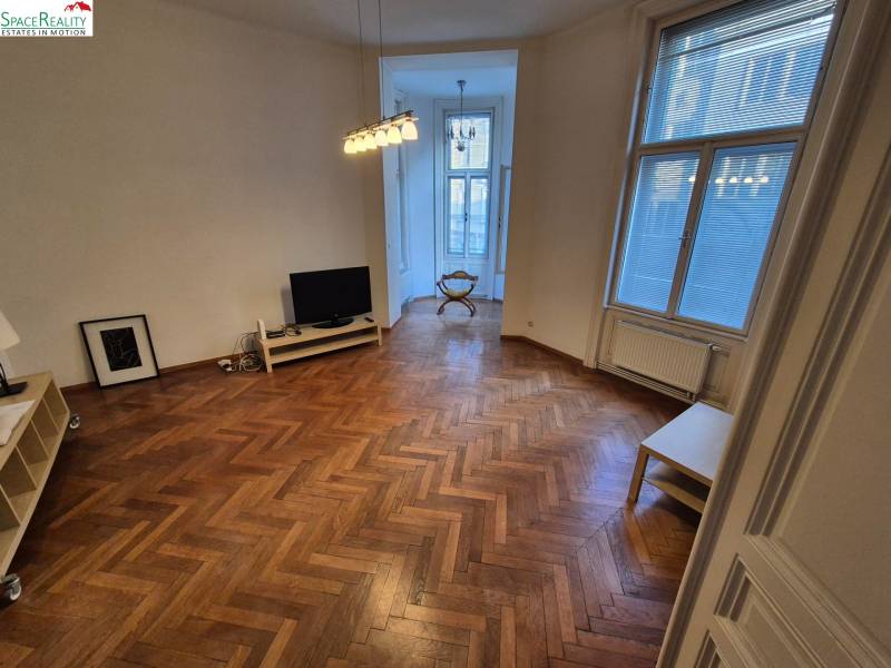 Rent Three bedroom apartment, Three bedroom apartment, Sládkovičova, B