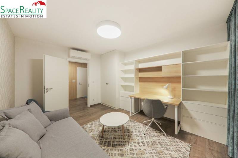 Rent Two bedroom apartment, Two bedroom apartment, Blumentálska, Brati