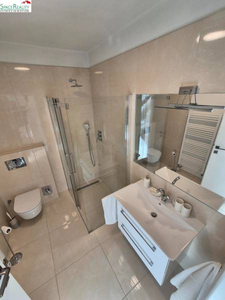 Rent One bedroom apartment, One bedroom apartment, Na Hrebienku, Brati